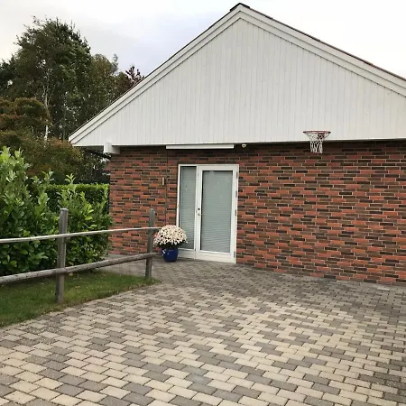 Marinas Lille Skensved