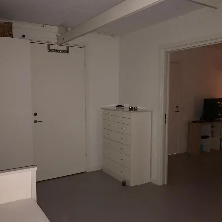 Marinas * Lille Skensved